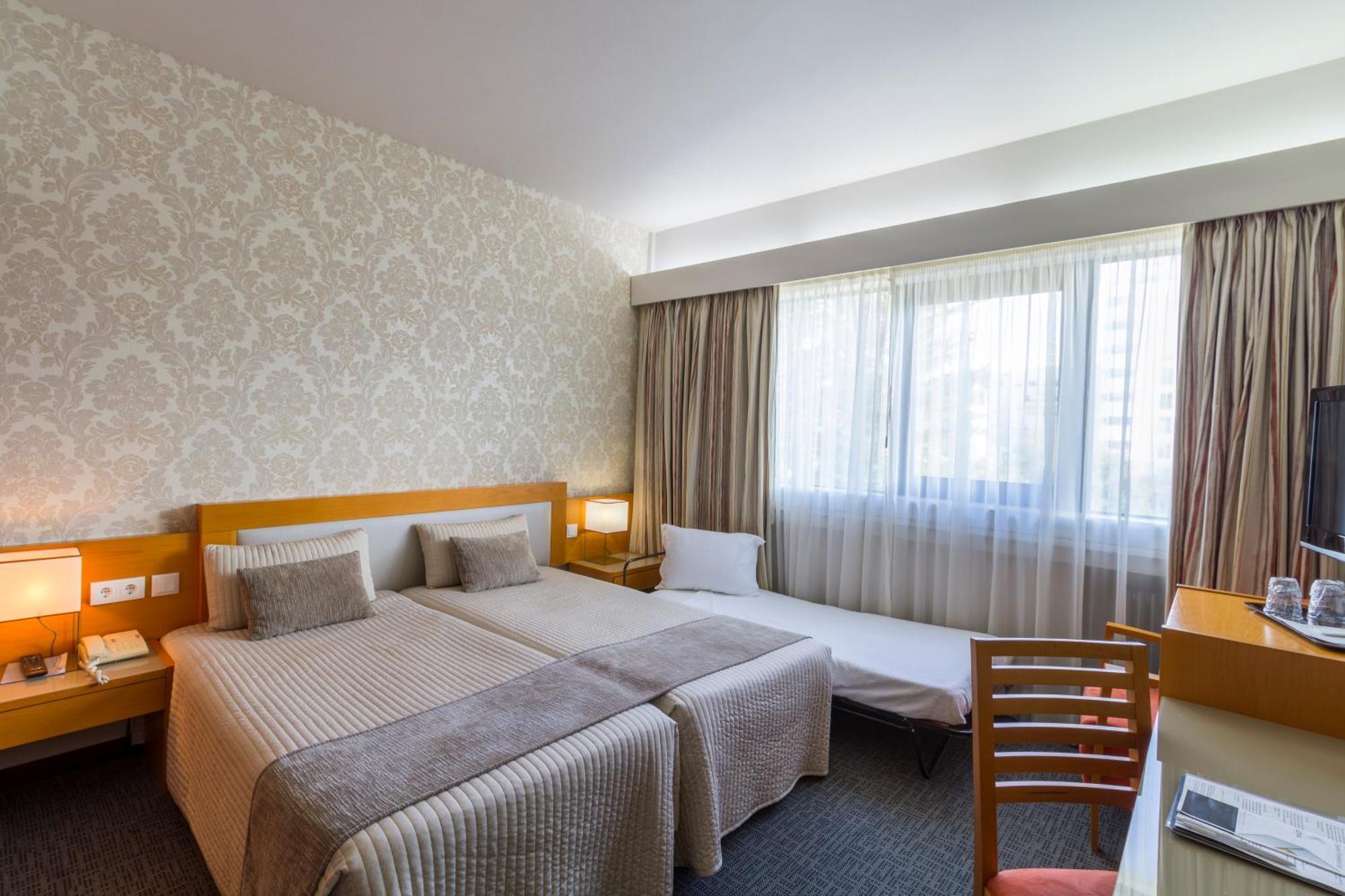Hotel Eurosol Leiria & Jardim Luaran gambar